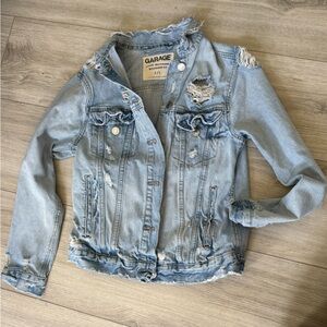 Coupe “Boyfriend” Boyfriend Fit DISTRESSED Jean Jacket